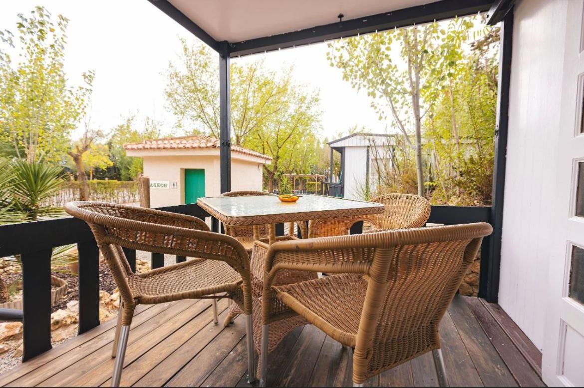 Camping & Bungalows Suspiro Del Moro Otura Bagian luar foto
