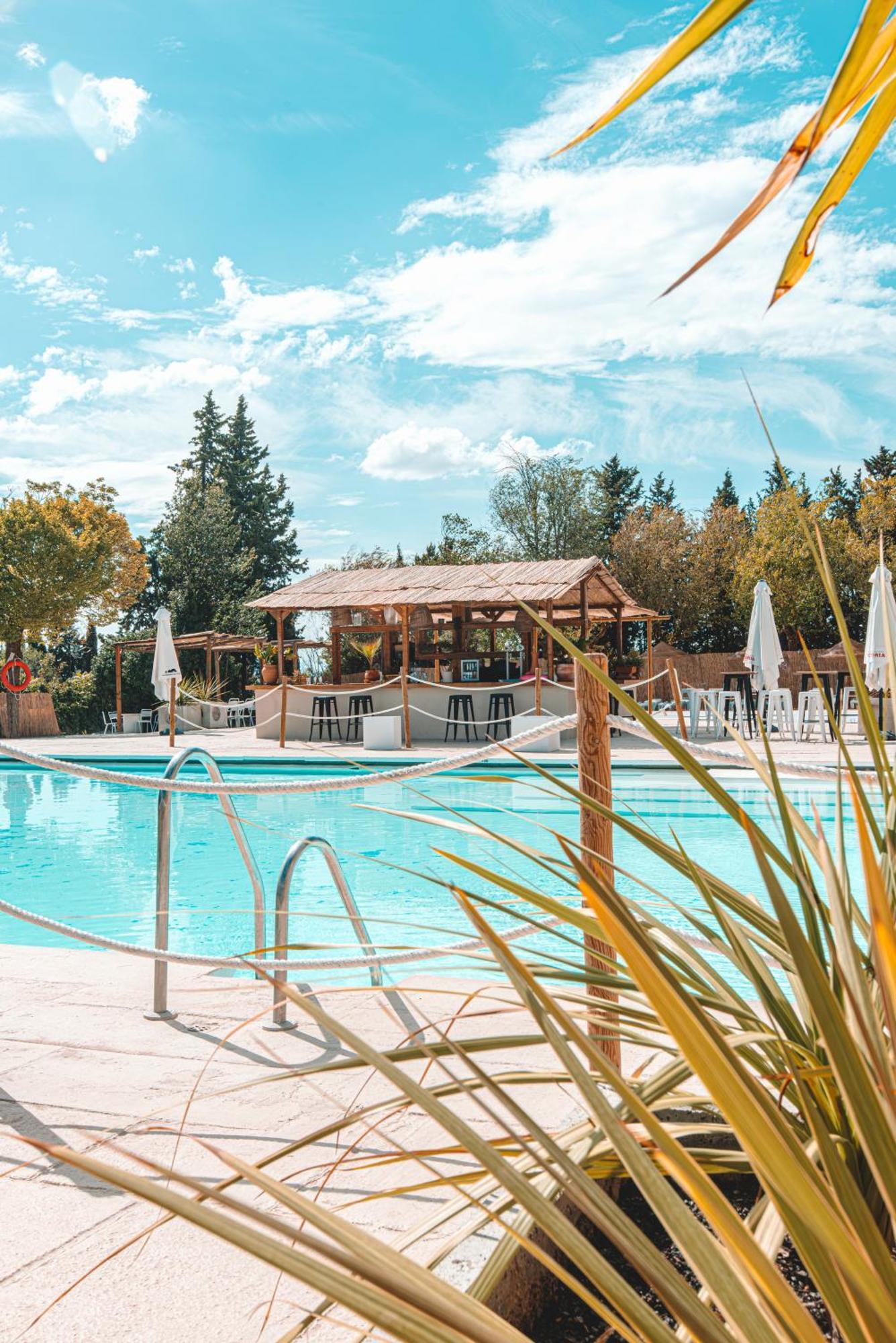 Camping & Bungalows Suspiro Del Moro Otura Bagian luar foto
